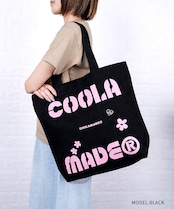 【直営限定ITEM】COOLA MADE フラワーロゴプリントトートバッグ (BLACK) CQ-48547H