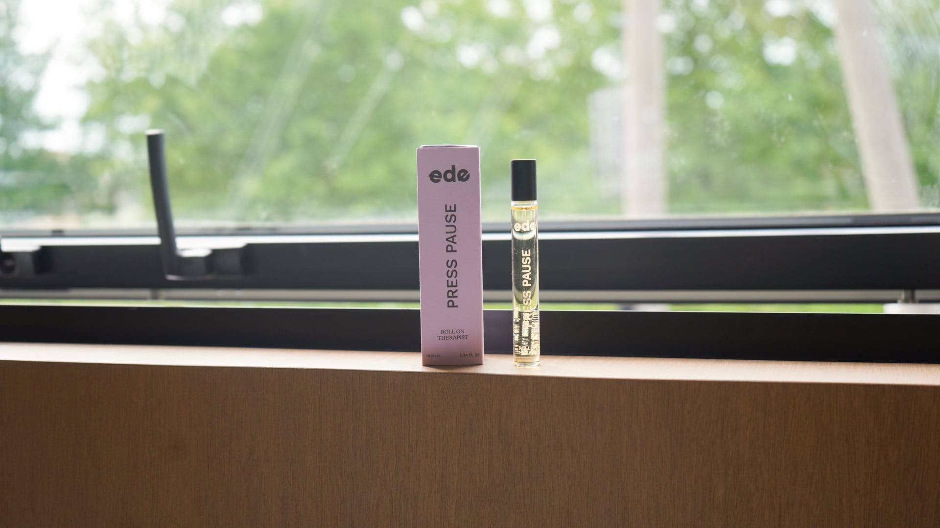ede press pause roll on therapist