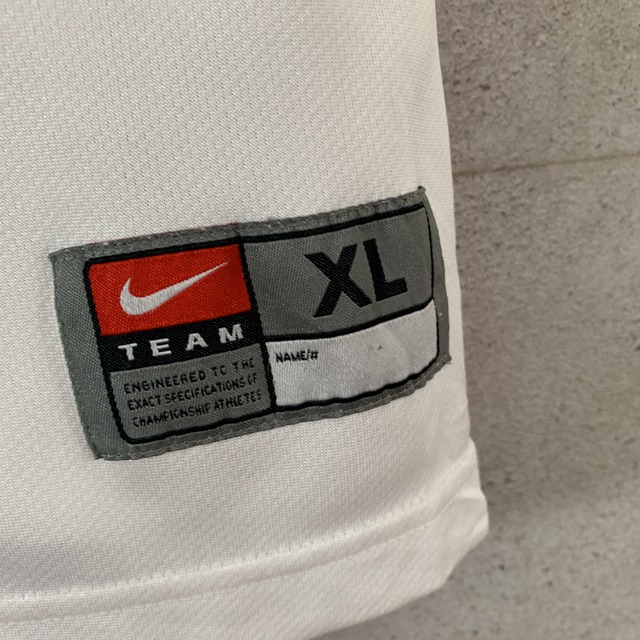 Nike “PARACLETE” 3番 バスケシャツ ホワイト 刺繍