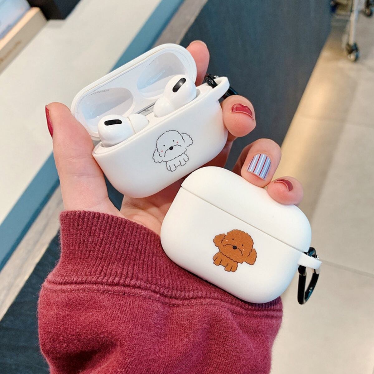 Airpods Airpodspro ケース 韓国 プードルシンプルデザインケース 犬 アニマル カラビナ フック付き エアポッズ エアポッド プロ カバー かわいい 大人 可愛い お洒落 レディース お揃い 個性的 イヤホンケース セレクトショップオンリーユー Airpods Airpodspro ケース 韓国 プードルシンプルデザインケース 犬 アニマル カラビナ フック付き エアポッズ エアポッド プロ カバー かわいい 大人 可愛い お洒落 レディース お揃い 個性的 イヤホンケース セレクトショップオンリーユー