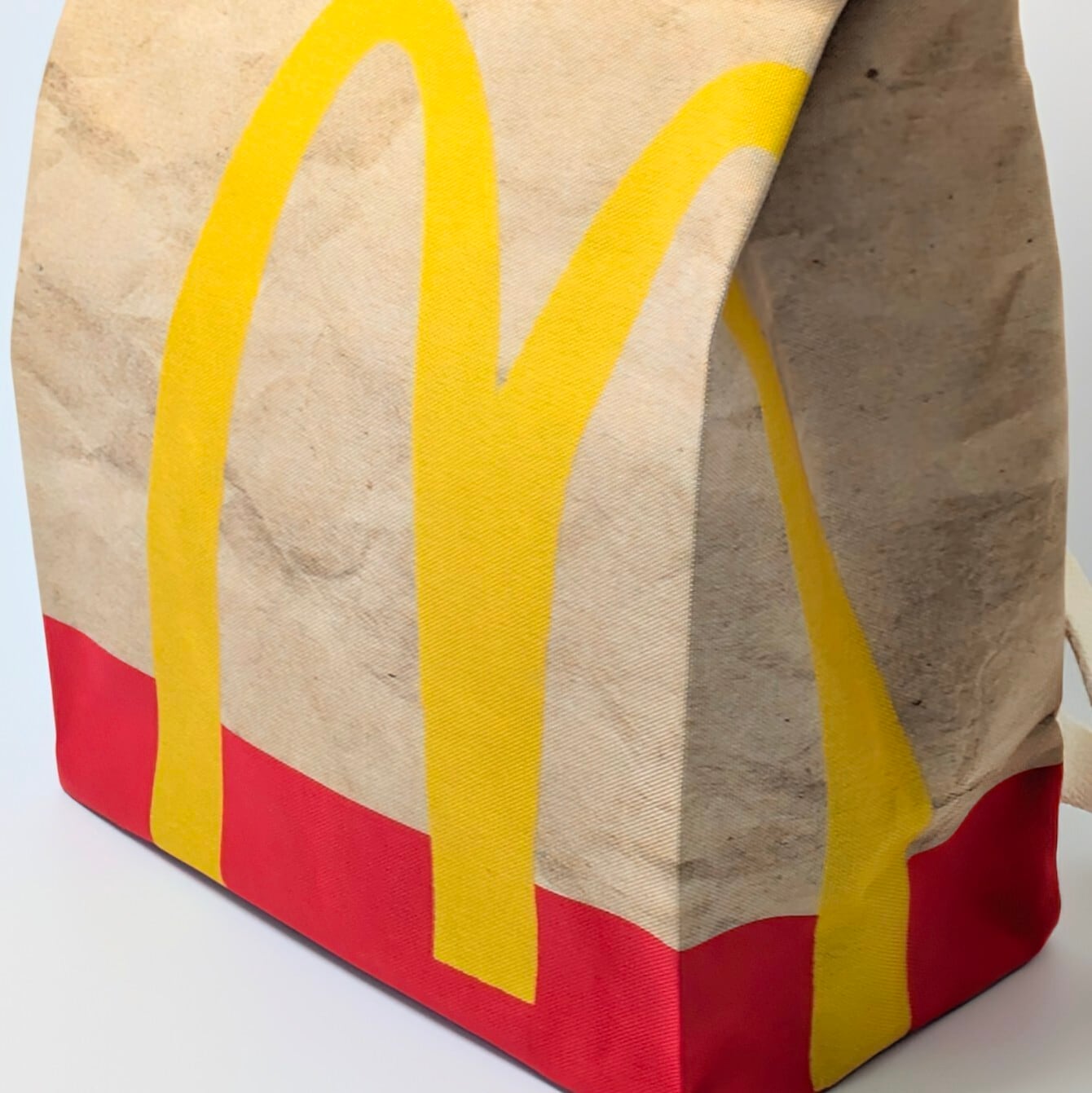 ♧再入荷！【 マクドナルド （McDonald）REDLINE 】 Backpack（バックパック） / リュック / 紙袋風 〚アメリカン雑貨 アメトイ〛