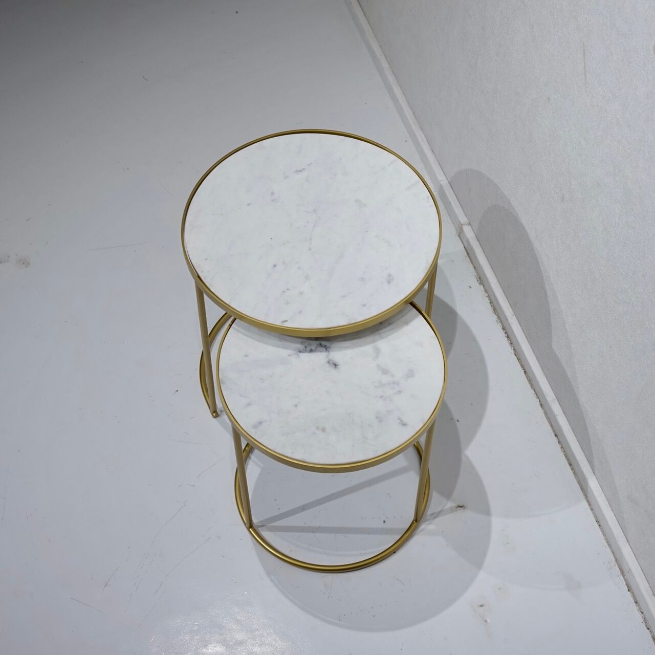 ZARA  ネストテーブル 大理石 ゴールド ZARA HOMEリアル大理石ネストテーブル サイドテーブル ゴールド ベッド