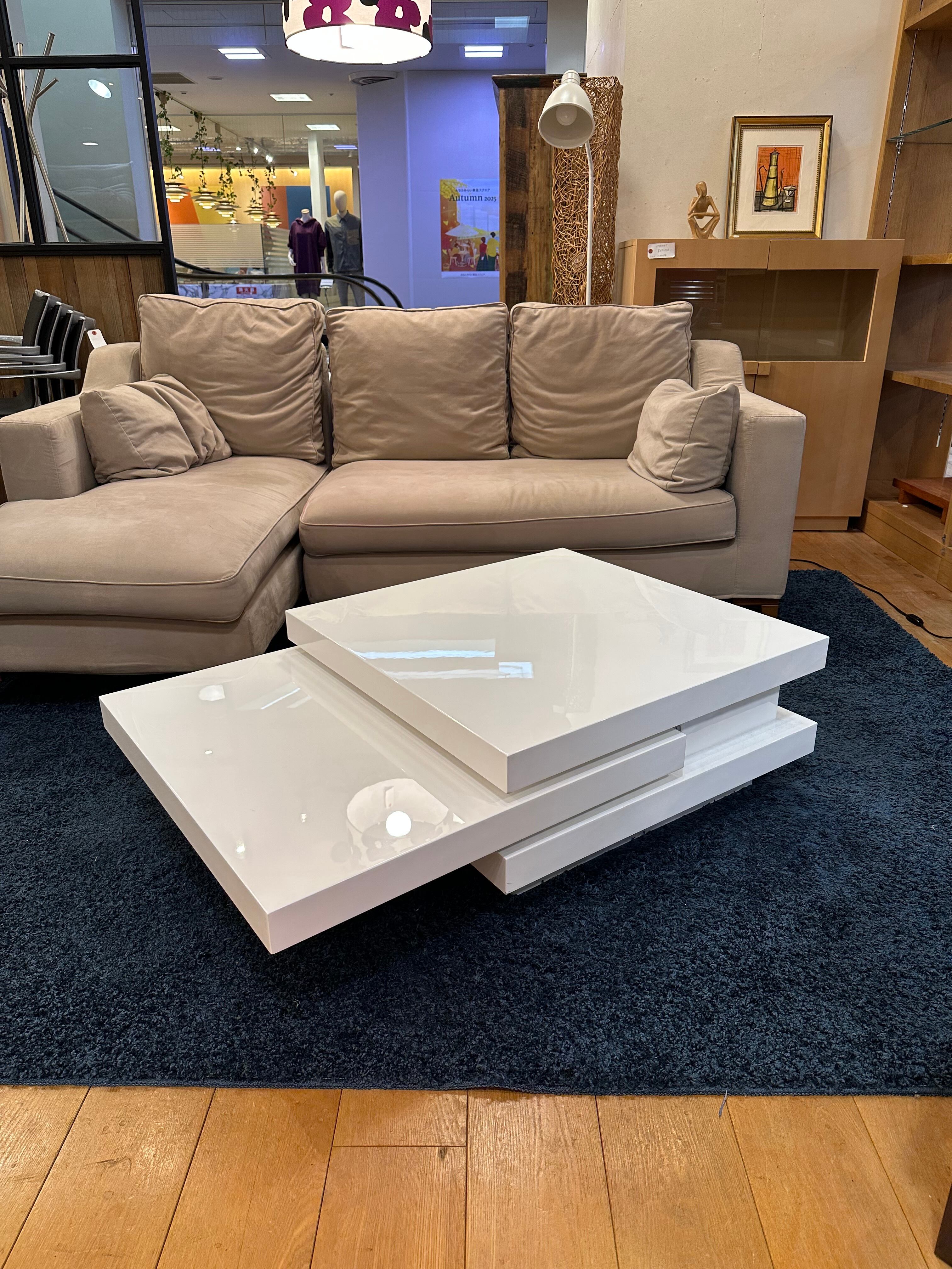 table | clapp vintage クラップヴィンテージみなとみらい店