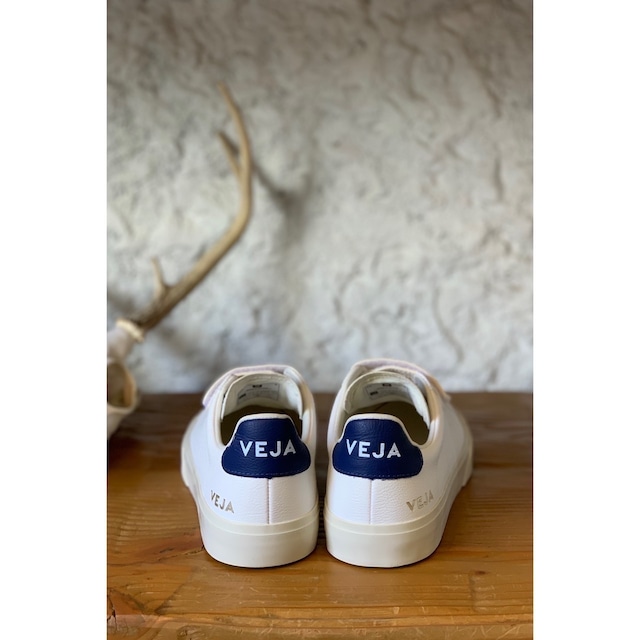 VEJA1631-0006-White/Cobalt Recife