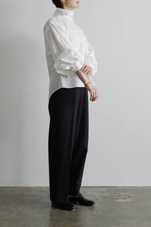 WONDER FULL LIFE - STANDARD / typewriter | HIGH COLLAR BLOUSE white