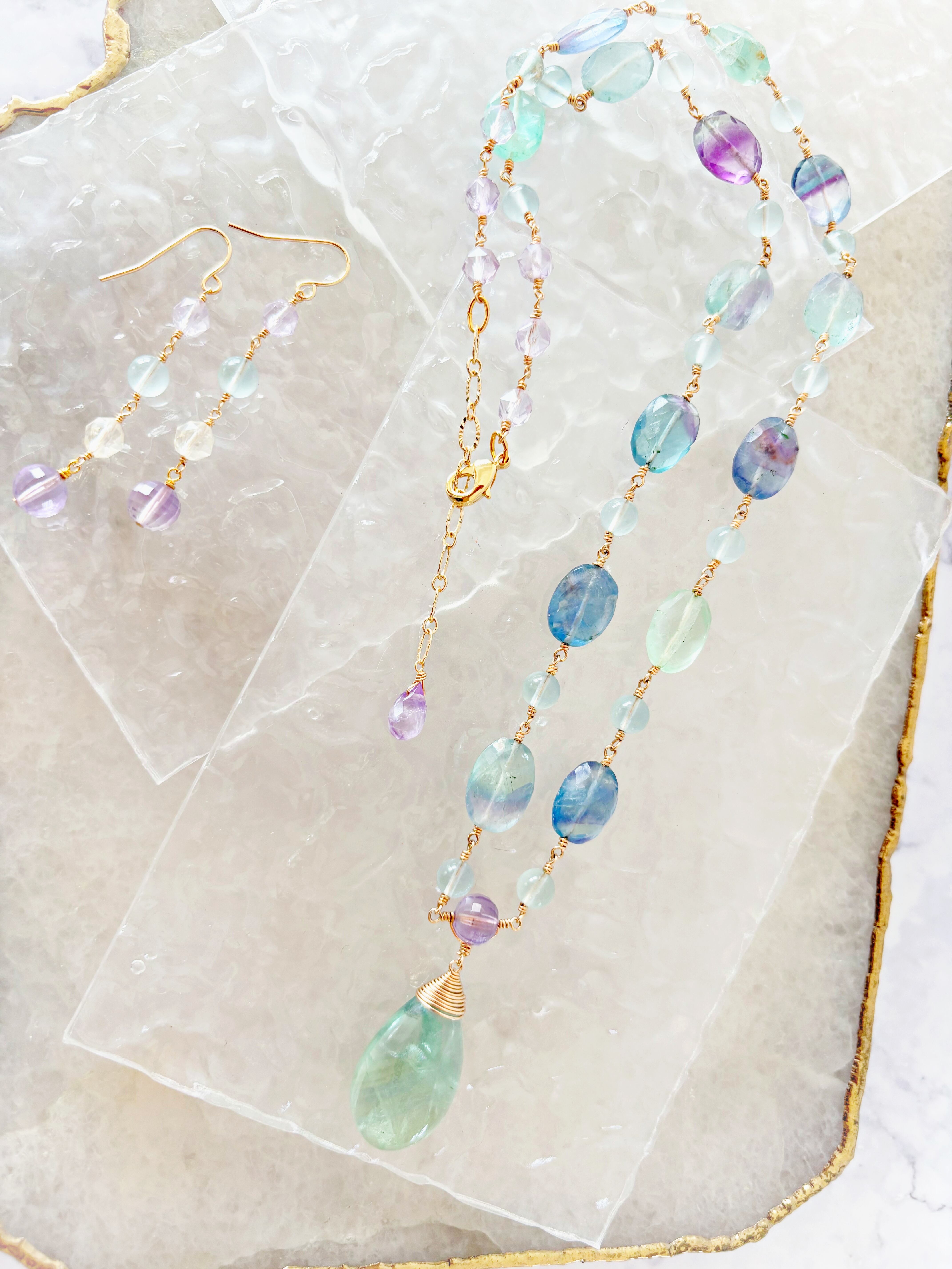 癒しのエネルギー“ラリマー”シリーズ》海のやさしい揺らめき ラリマー