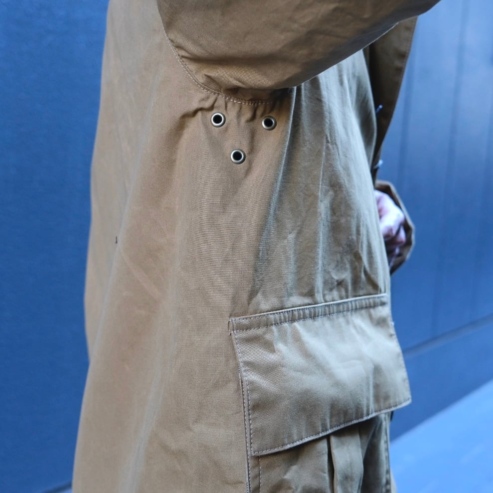 美品 KENNETH FIELD アメリカ製 定価¥33,000程 KENNETH FIELD(ケネスフィールド) /MAX PROOF COAT BM WAX-KHAKI-(52