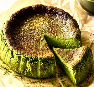 【夏限定】ソルト抹茶バスクチーズケーキ