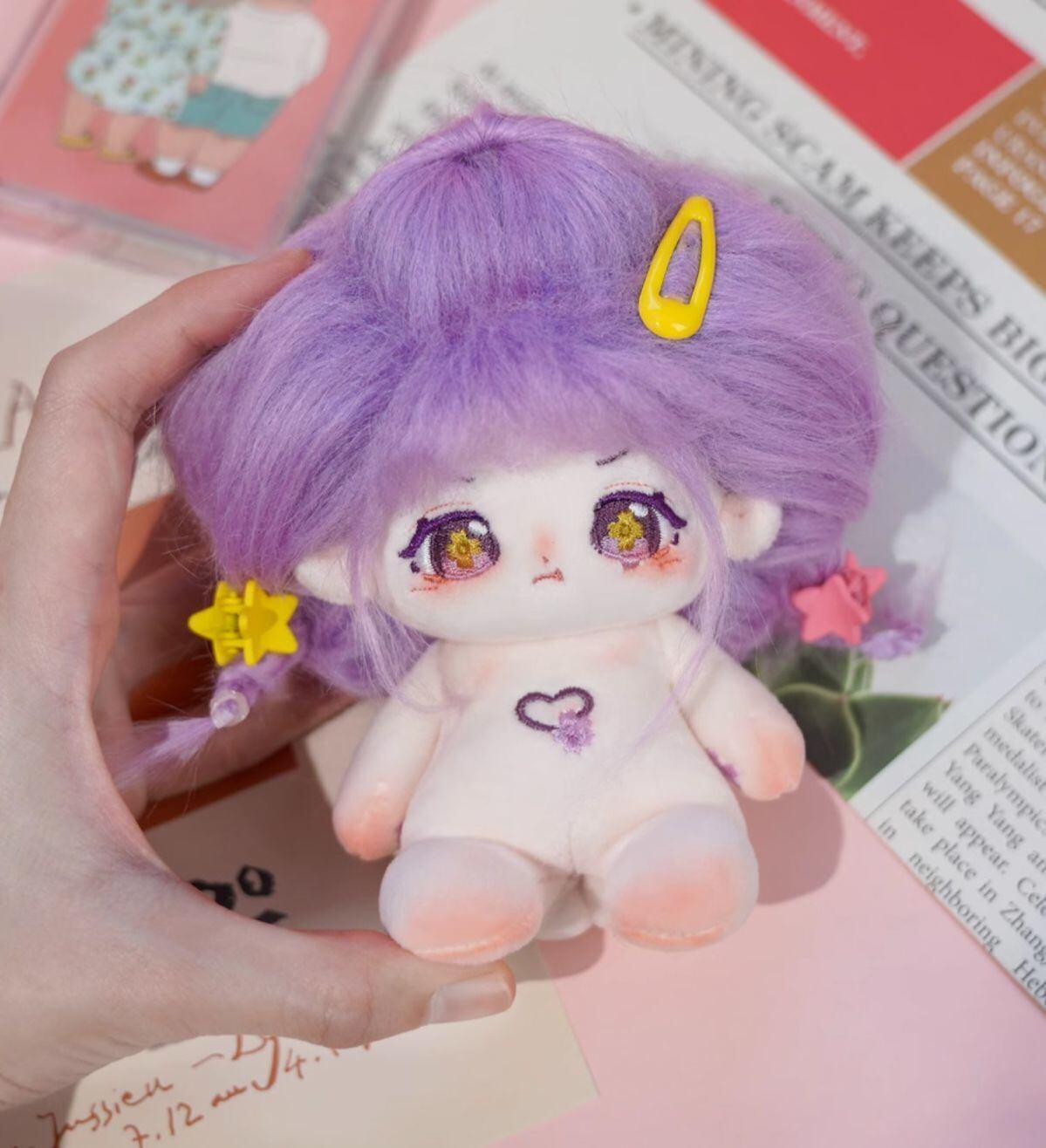 紫色の無表情キャラクターぬいぐるみ 1ad4572b9c1227009335c488b4a9a6