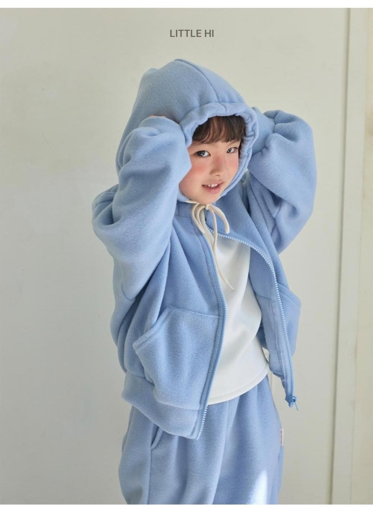 〖取寄〗韓国子供服 / 26winter / Little Hi / ふわふわフードジップアップ / キッズ *XS~XL*