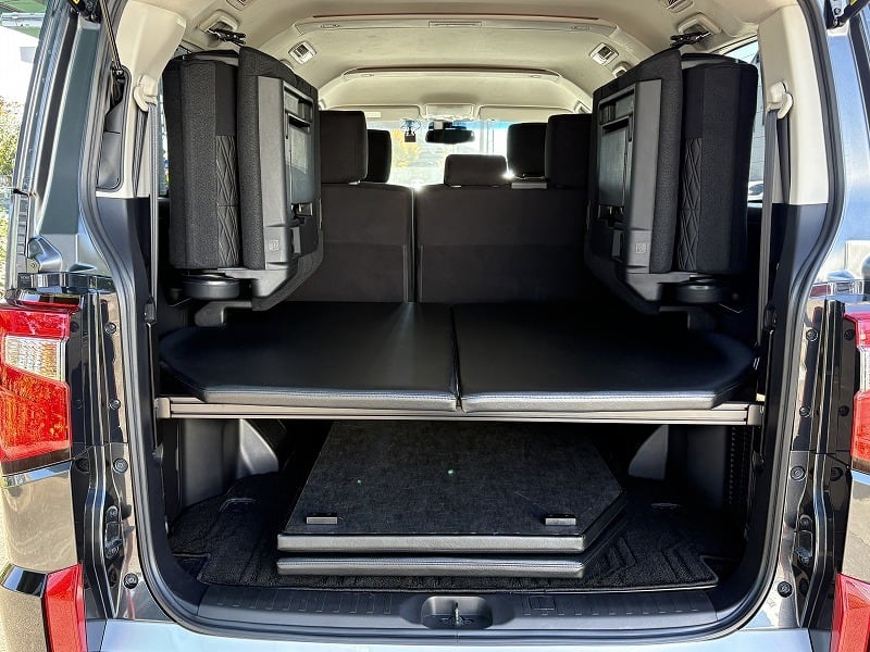 MDF デリカD:5用 オリジナルベッドキット（ブラック Ver.2）【送料込