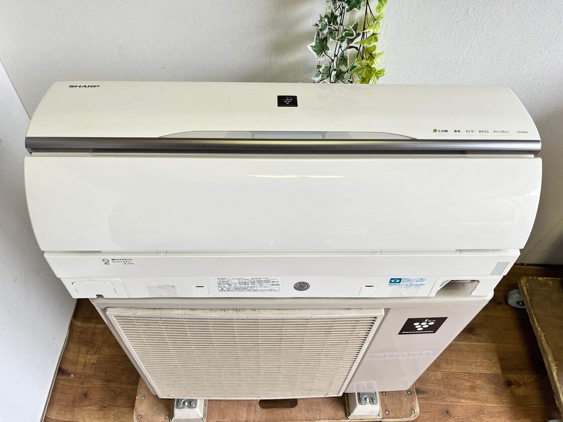 ルームエアコン（クーラー）SHARP2020年2.2kw6〜8畳用