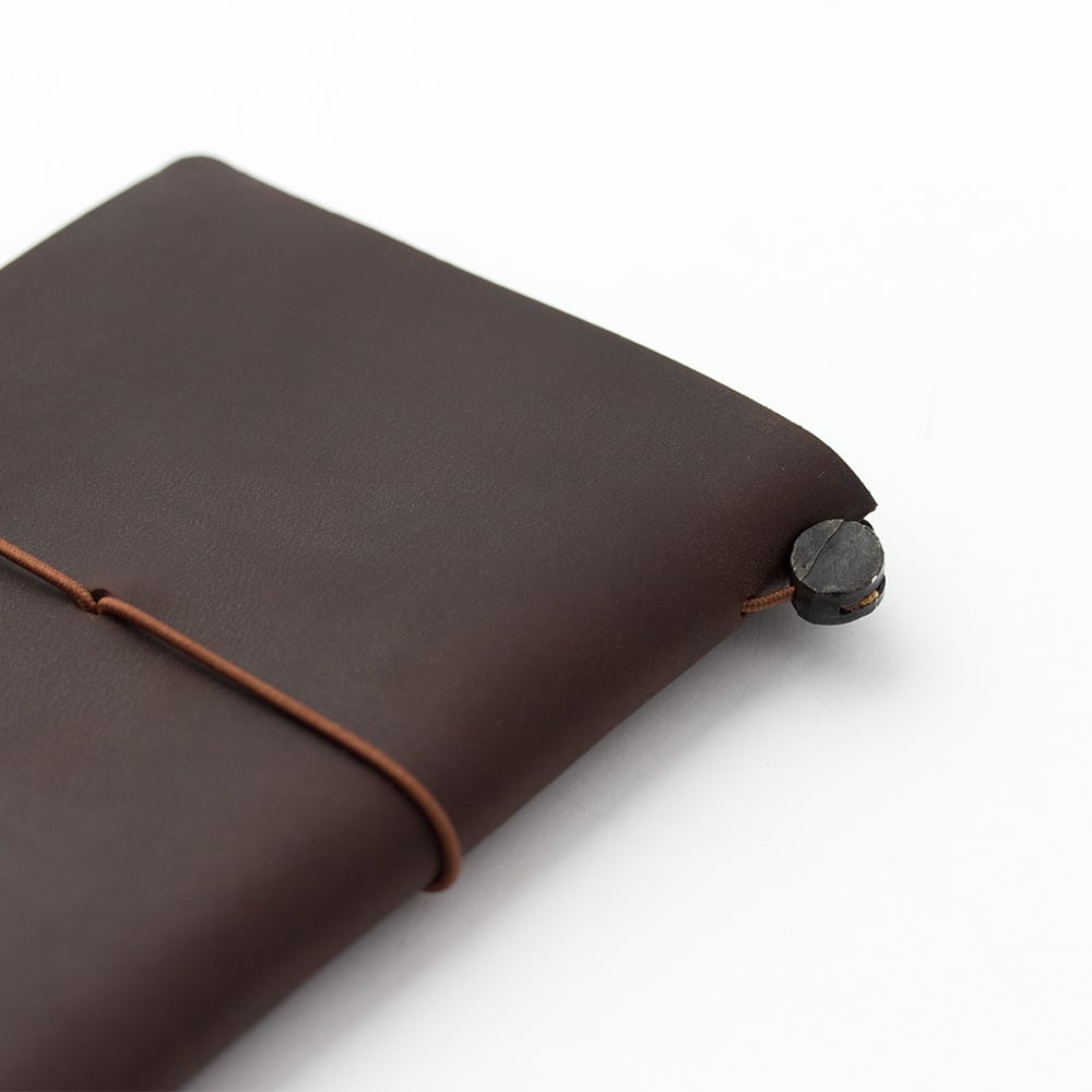 トラベラーズノート パスポートサイズ BROWN | 文華堂 ONLINE SHOP