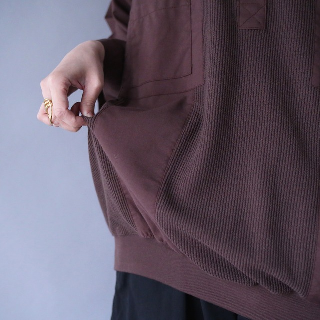different material pattern over silhouette h/s pullover