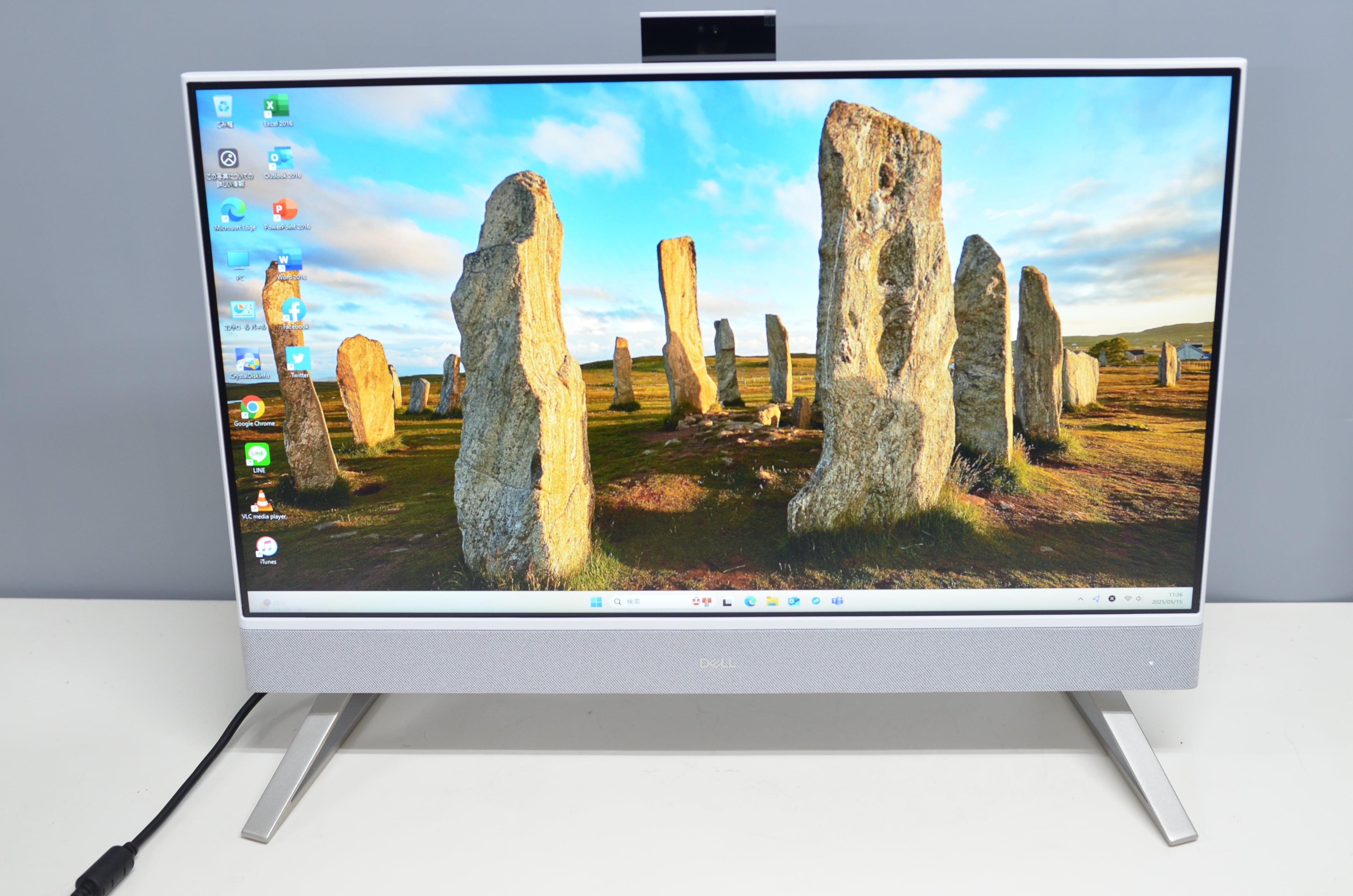 中古ノートパソコン 富士通 AH53/E2 (FMVA53E2BG) 第10世代 i7 10510U