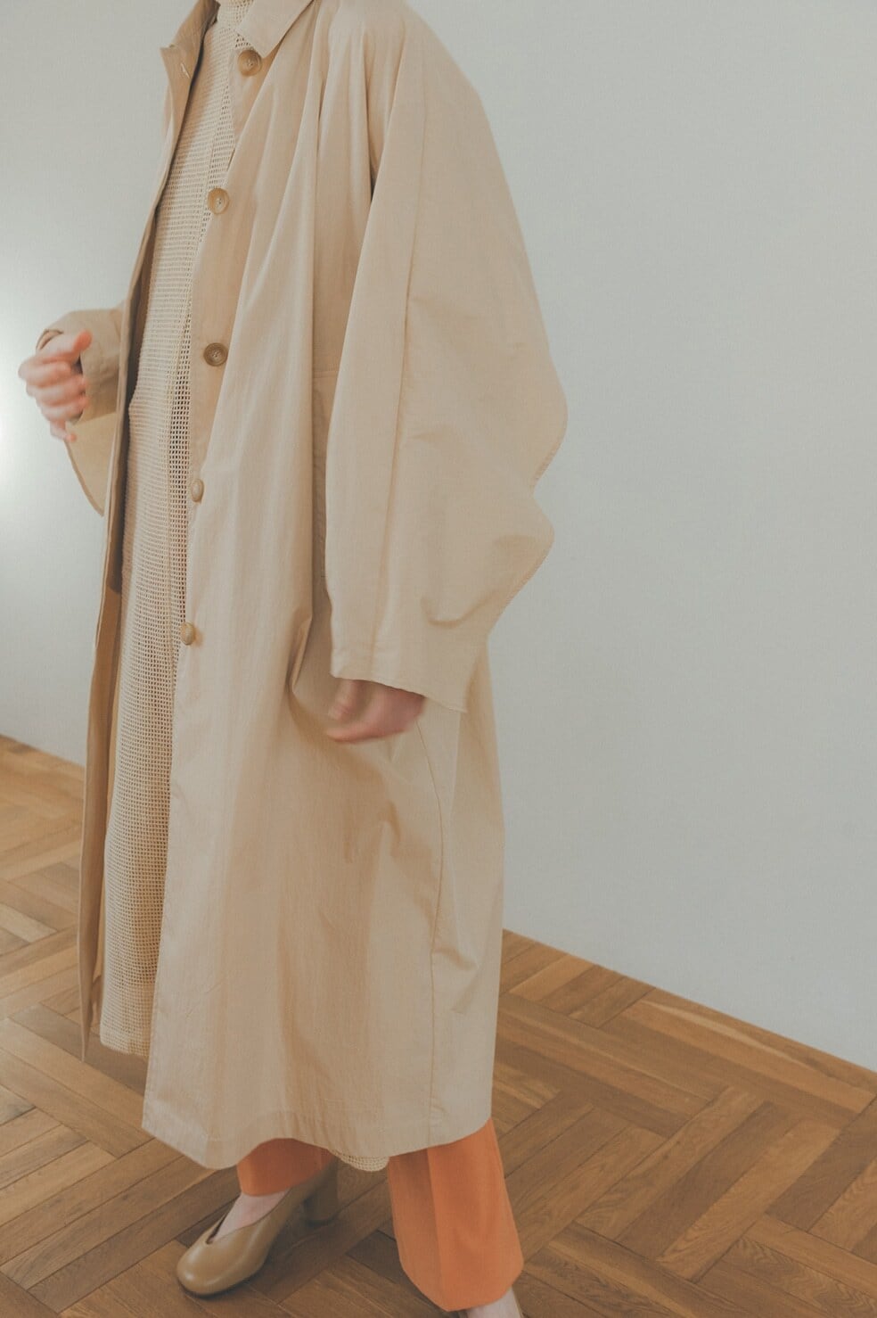 CLANE : BACK FRILL SINGLE COAT 12101-0022 | id アイディー