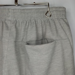 オークリー　スウェット　ショートパンツ　ショーツ　刺繍ロゴ　スポーツ　ランニング