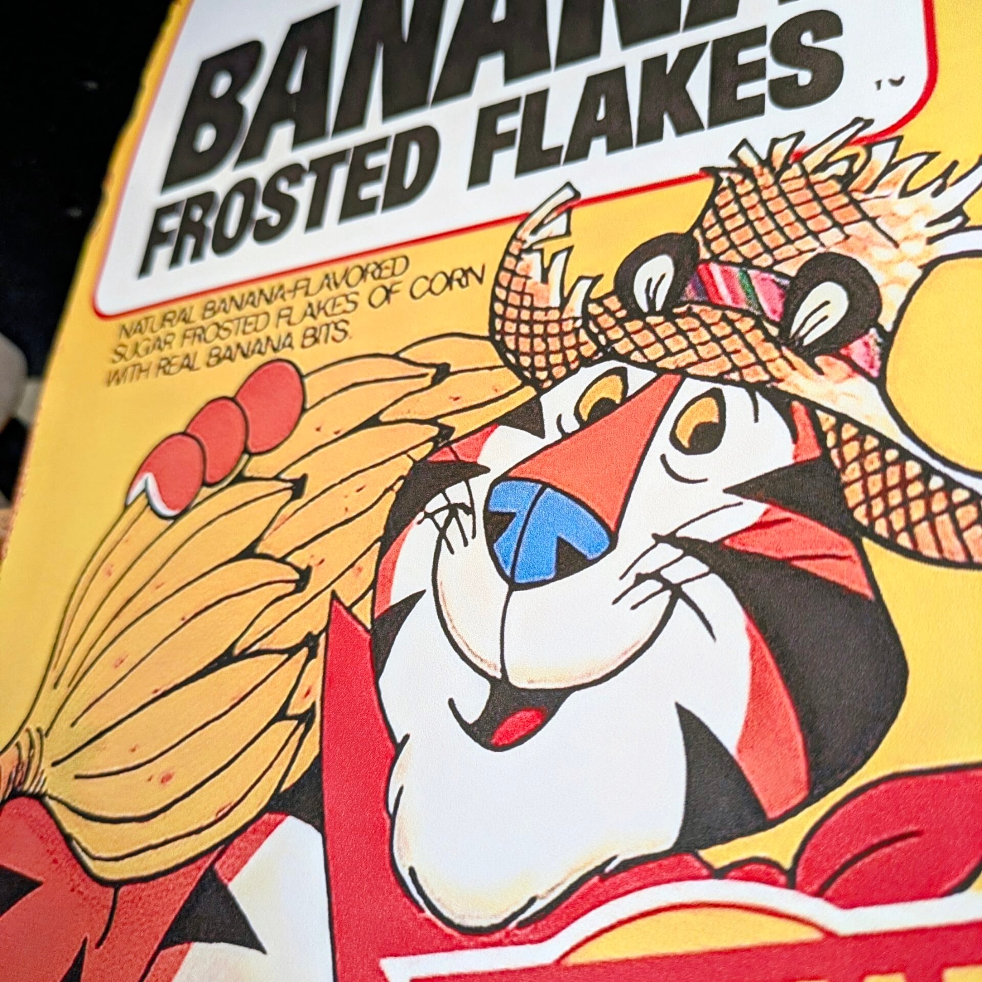 送料無料！ちょうどいいブリキ看板 【 Kellogg's BANANA FROSTED FLAKES ( ケロッグ シリアル バナナ・フロステッド・フレークス ) 】トニー・ザ・タイガー / METAL SIGN / メタルサイン / ブリキ看板 / サインボード / ビンテージ加工〚アメリカン雑貨 アメトイ〛