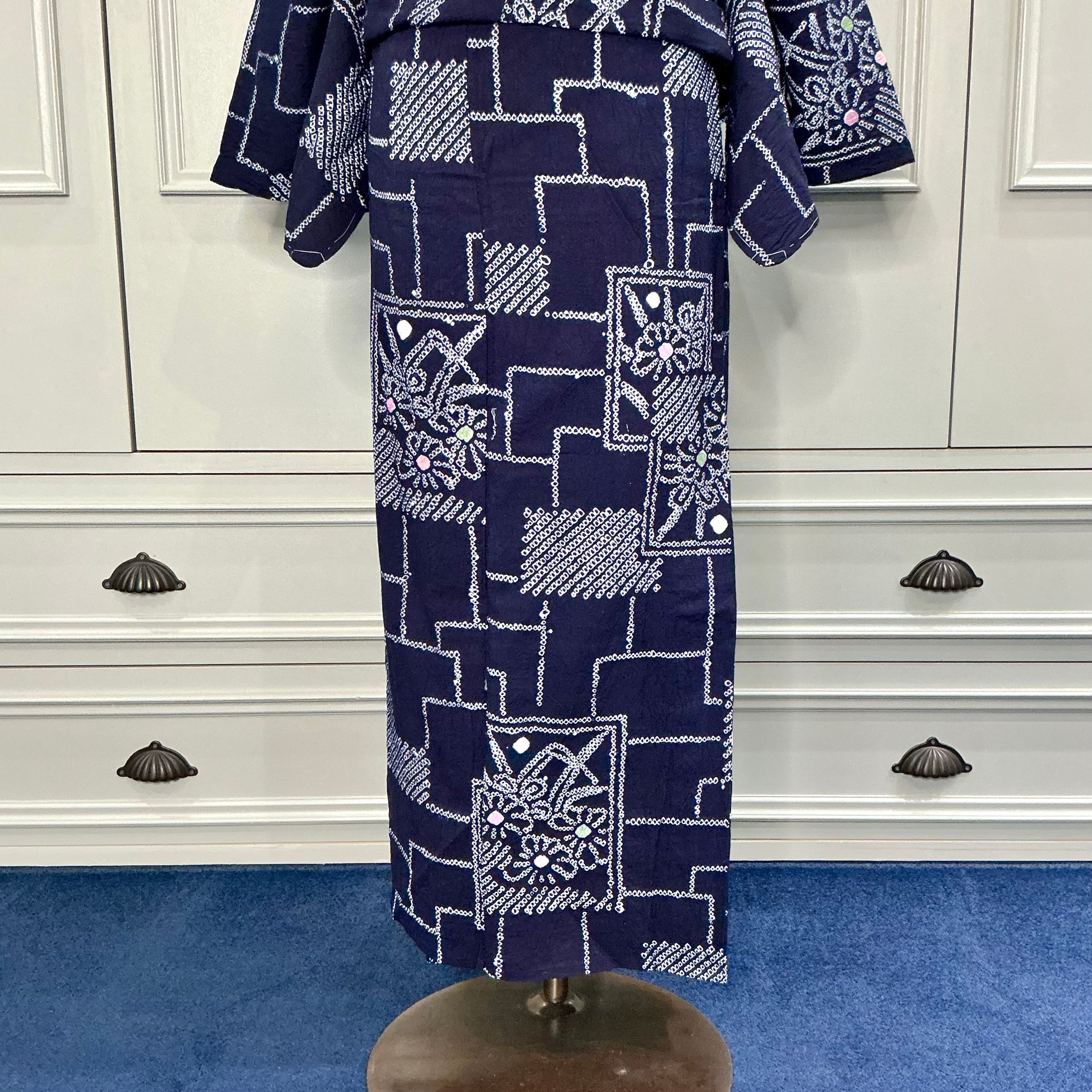 Navy Retro＊花 四角 ネイビー 紺 有松鳴海絞り浴衣 B715 | kimono tento