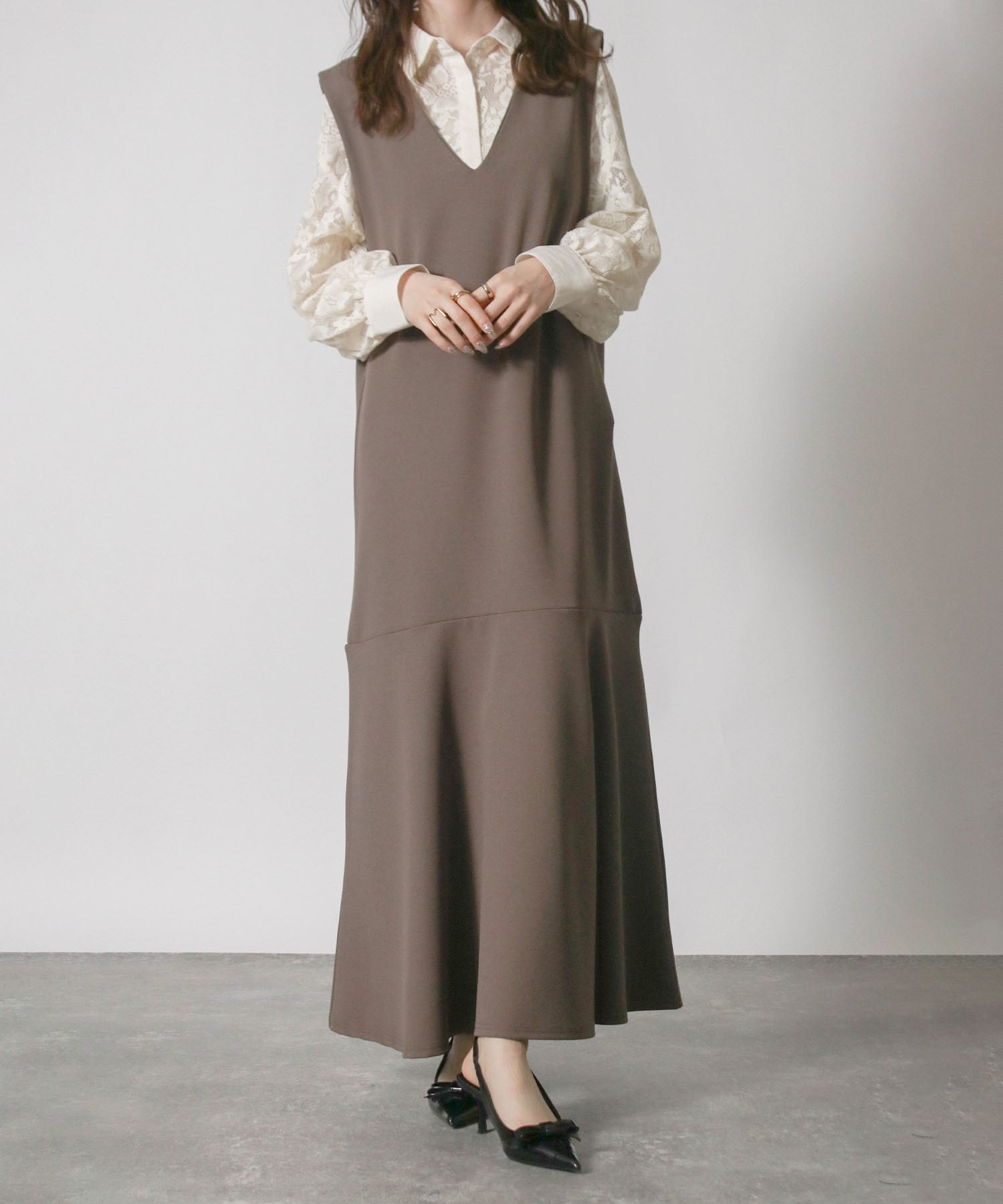 フレアワンピース