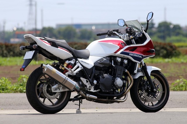 Cb1300sb 14 17 ワイバン S O シングル クロスオーバル チタンポリッシュ Wh17 03xt アールズ ギア オンラインショップ