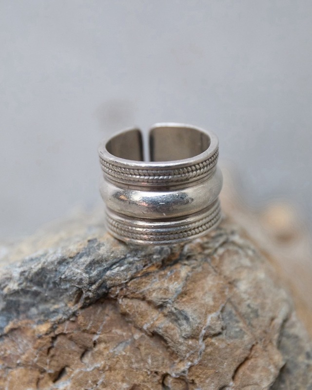 VINTAGE 925 SILVER RING