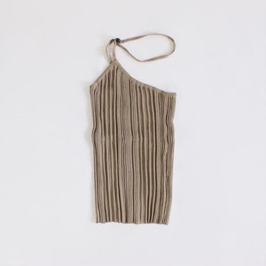 neck-strap knit vest