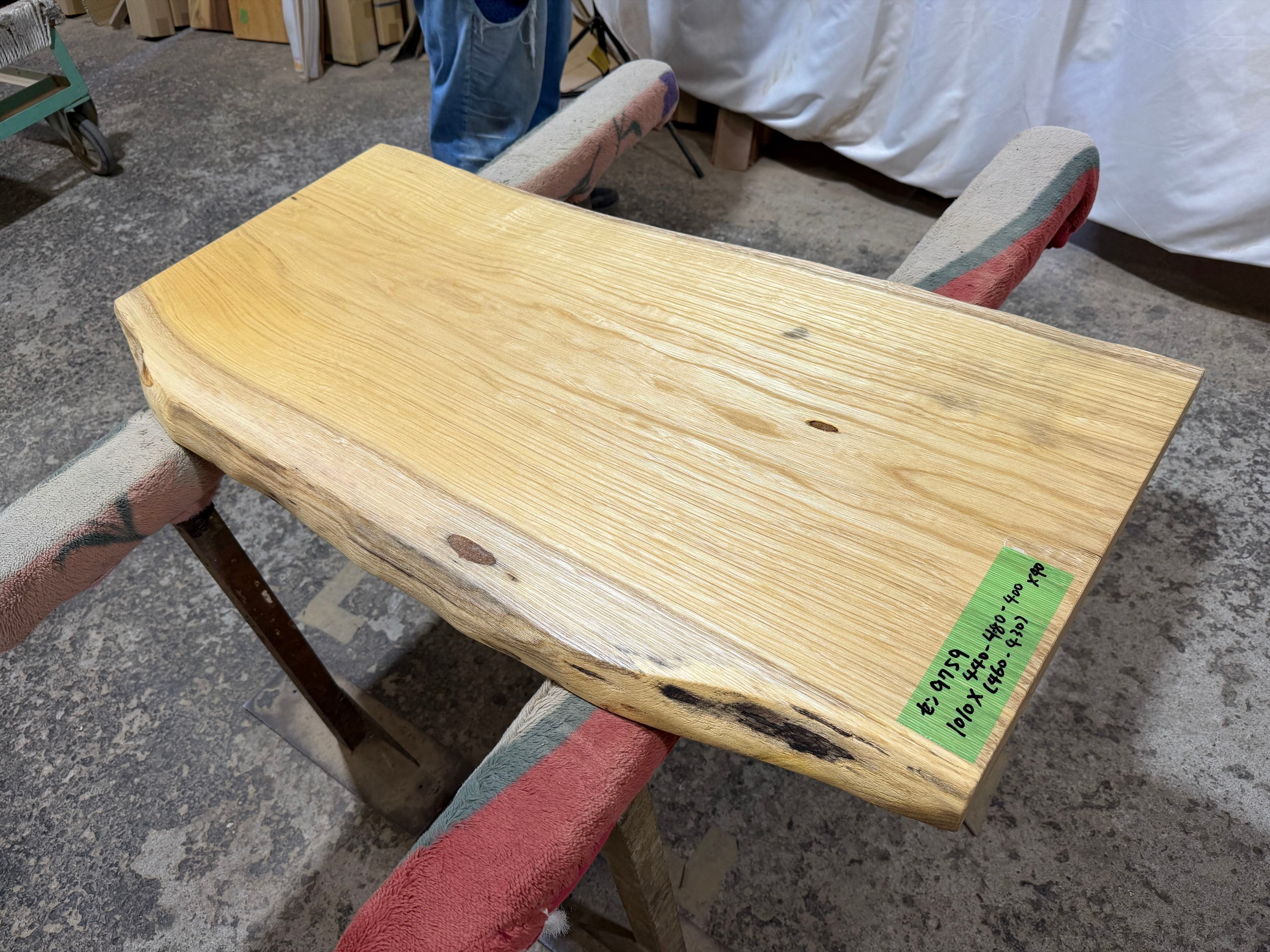 セン9759 一枚板無垢 乾燥材 1010x440-480-400x40mm カウンター ローテーブル センターテーブル テーブル