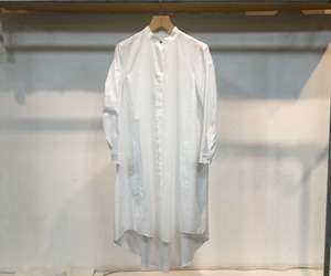 amiu.c " Strip back gatherd long shirts " WHITE 