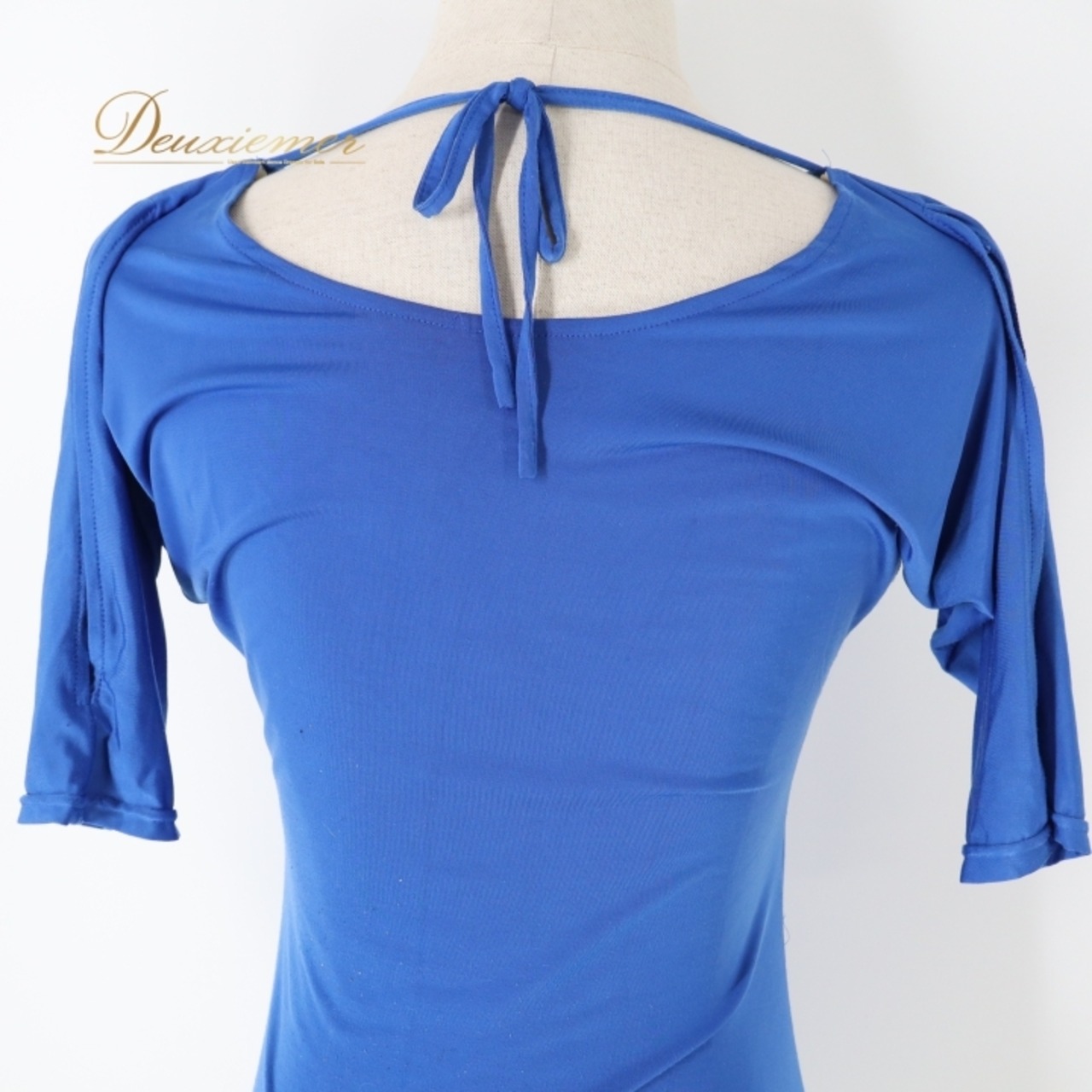 社交ダンス 衣装 トップス ブラウス ブルー系 チャコットロイヤルダンス Chacott ROYAL DANCE レッスン 練習 青 スリット袖 ビジュー リボン ドルマンスリーブ 大人っぽい 上品 おしゃれ フレア かわいい 華やか 鮮やか フェミニン お洒落 シンプル エレガント 軽やか ダンスウェア レディース スタイリッシュ