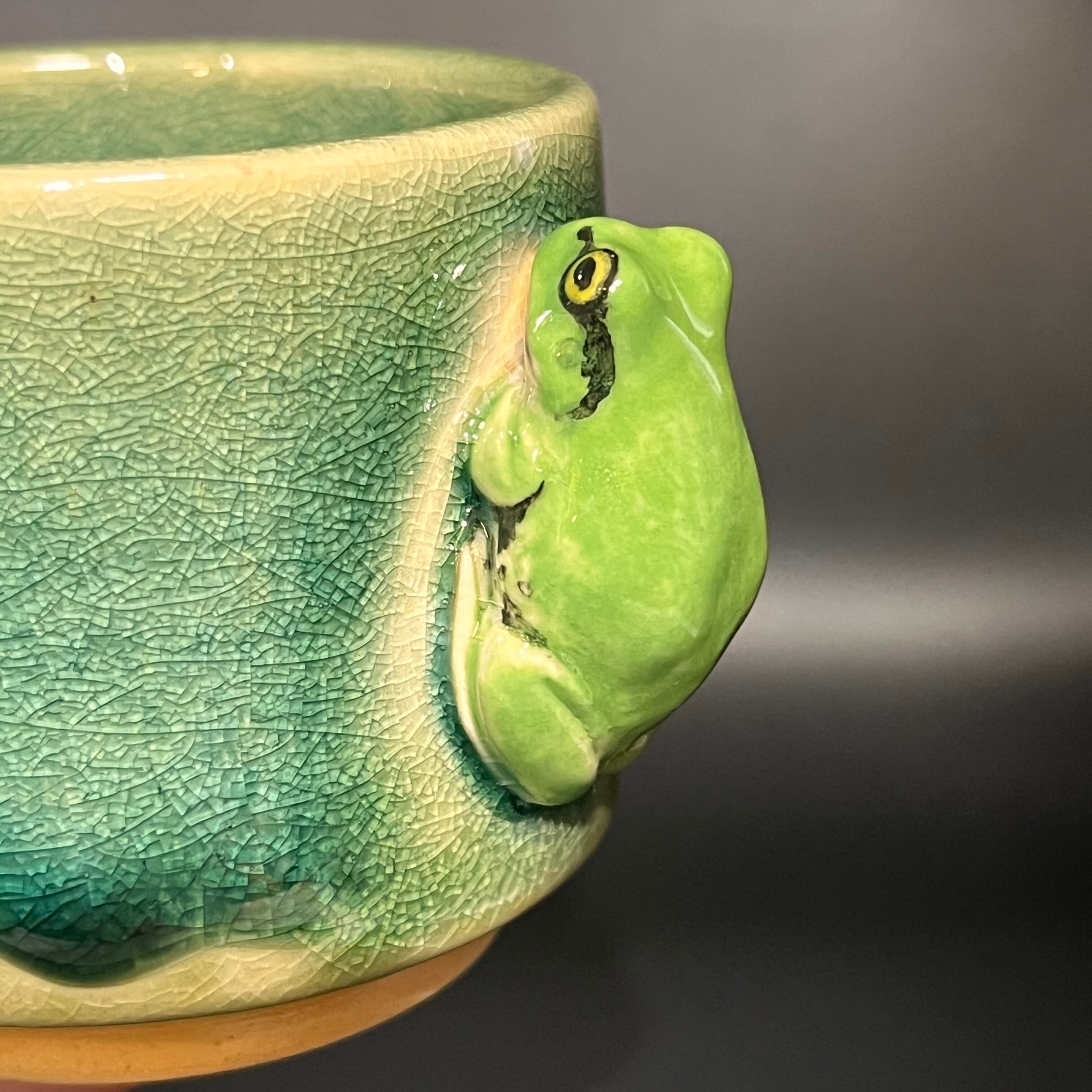 蛙のぐい呑み | 兎