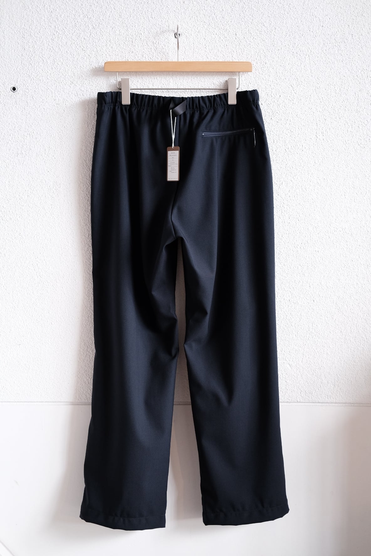 BROWN by 2-tacs＜ブラウンバイツータックス＞Knee tuck pants | Inhigh