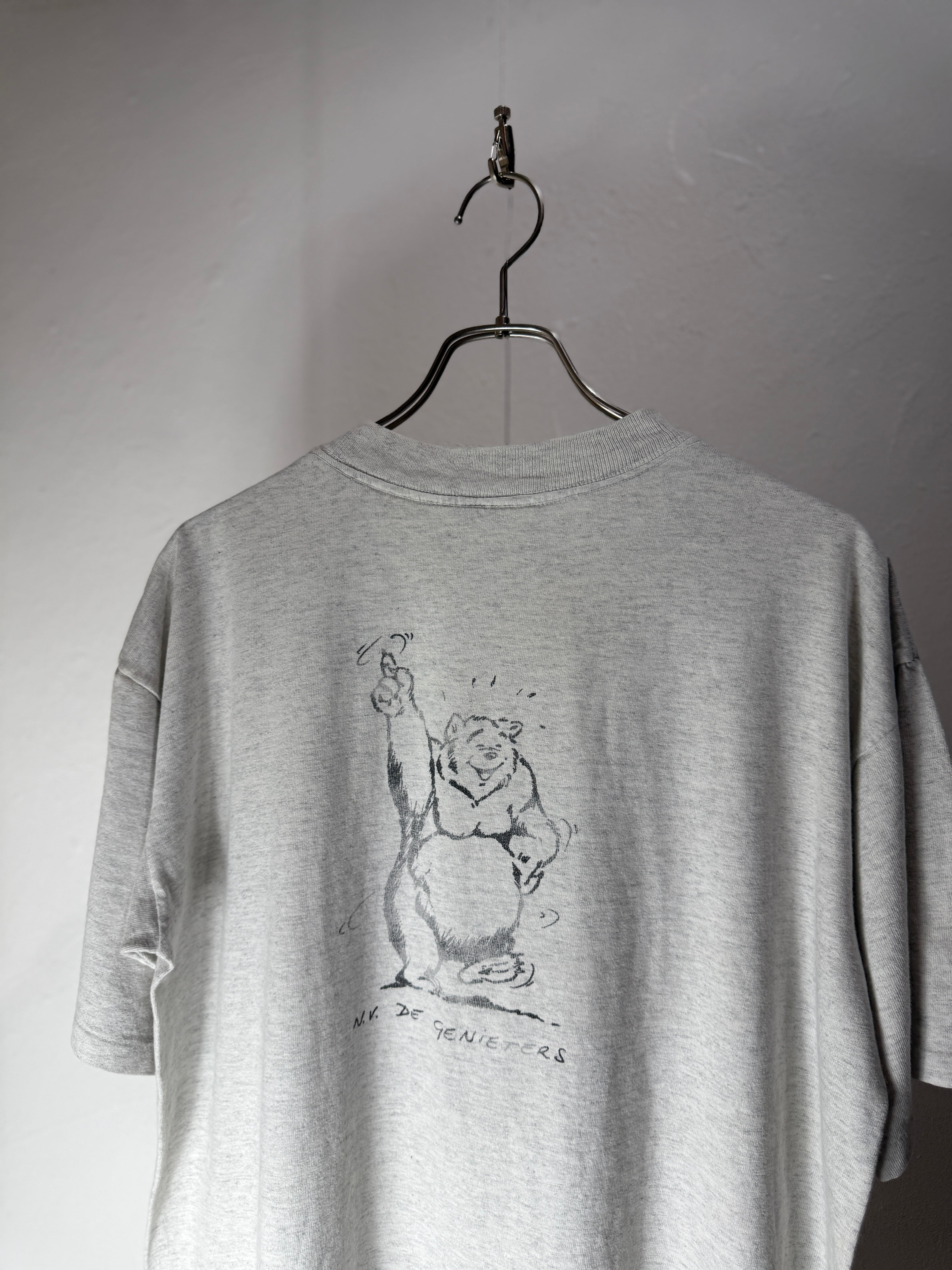 90’s “De Genieters” Bear Art T-shirt