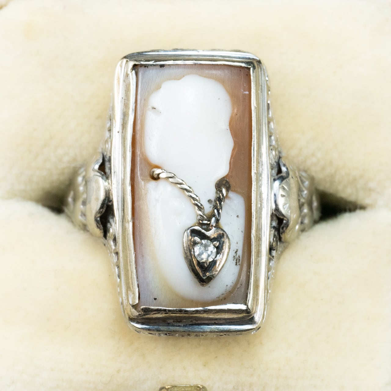 DR00765 K15チャームK12( X)英1800後半頃 ダイヤ