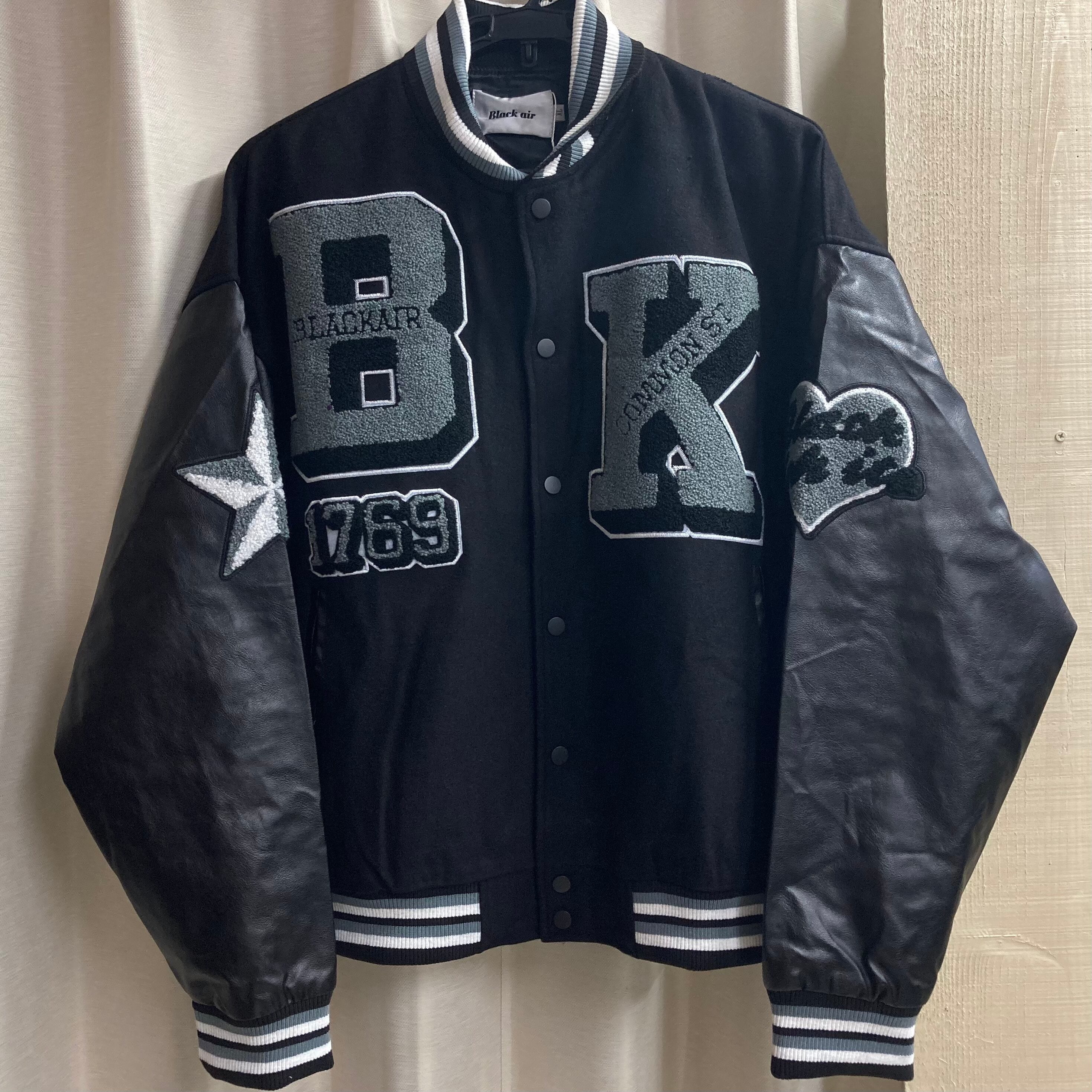 新品】Blackair &MADE EXTREMEコラボスタジャン グリーン Black air 