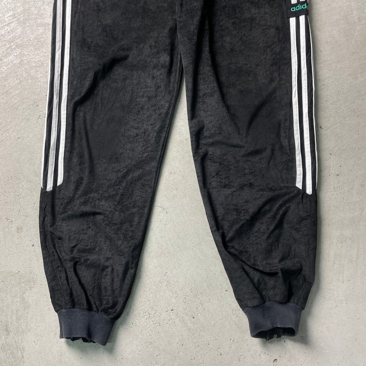 80年代 adidas アディダス ONE WORLD ベロアジャージ トラック 80年代 adidas アディダス ONE WORLD ベロアジャージ トラック