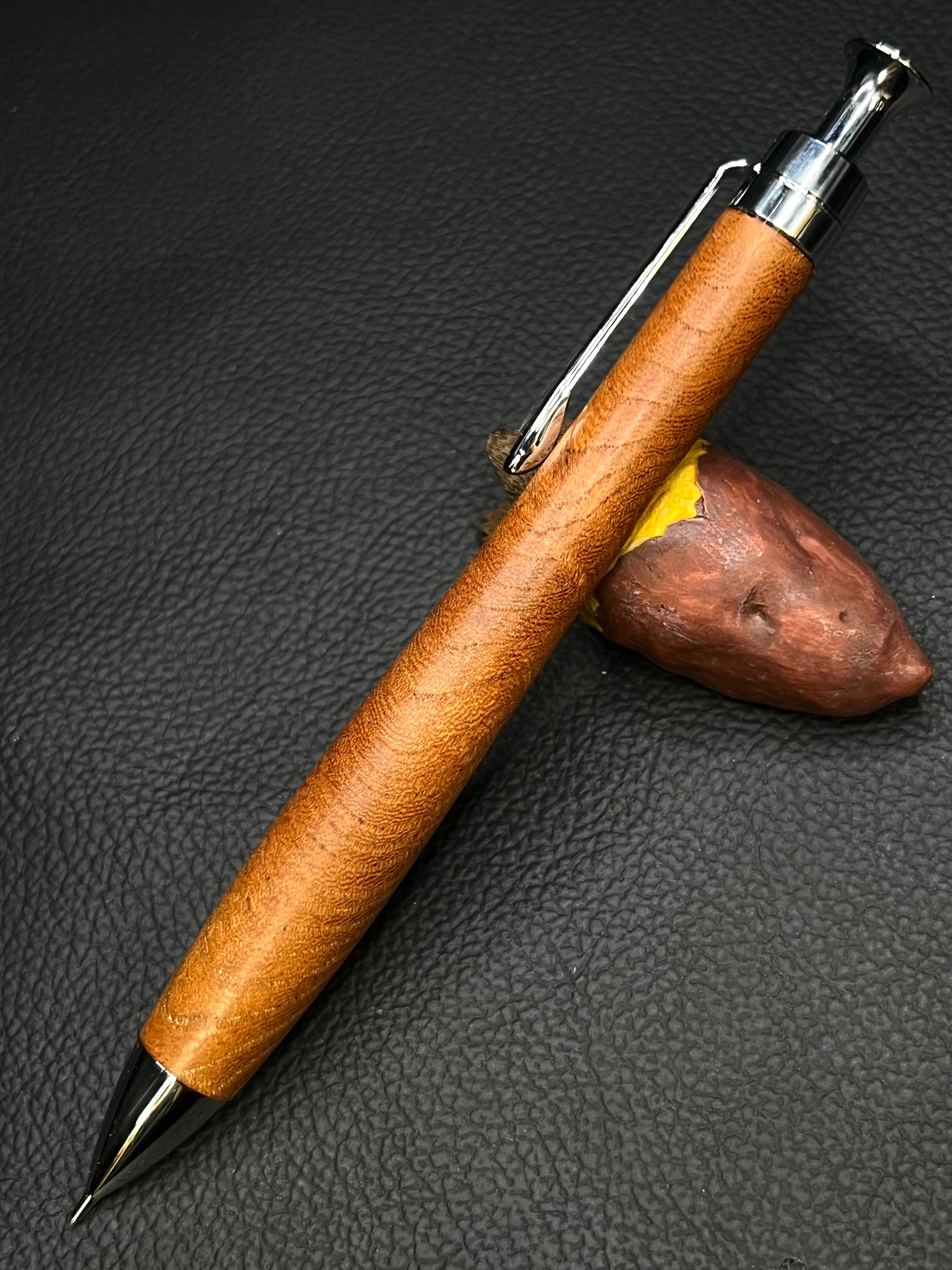 45｜ケヤキ 特上杢 | こぶた工房