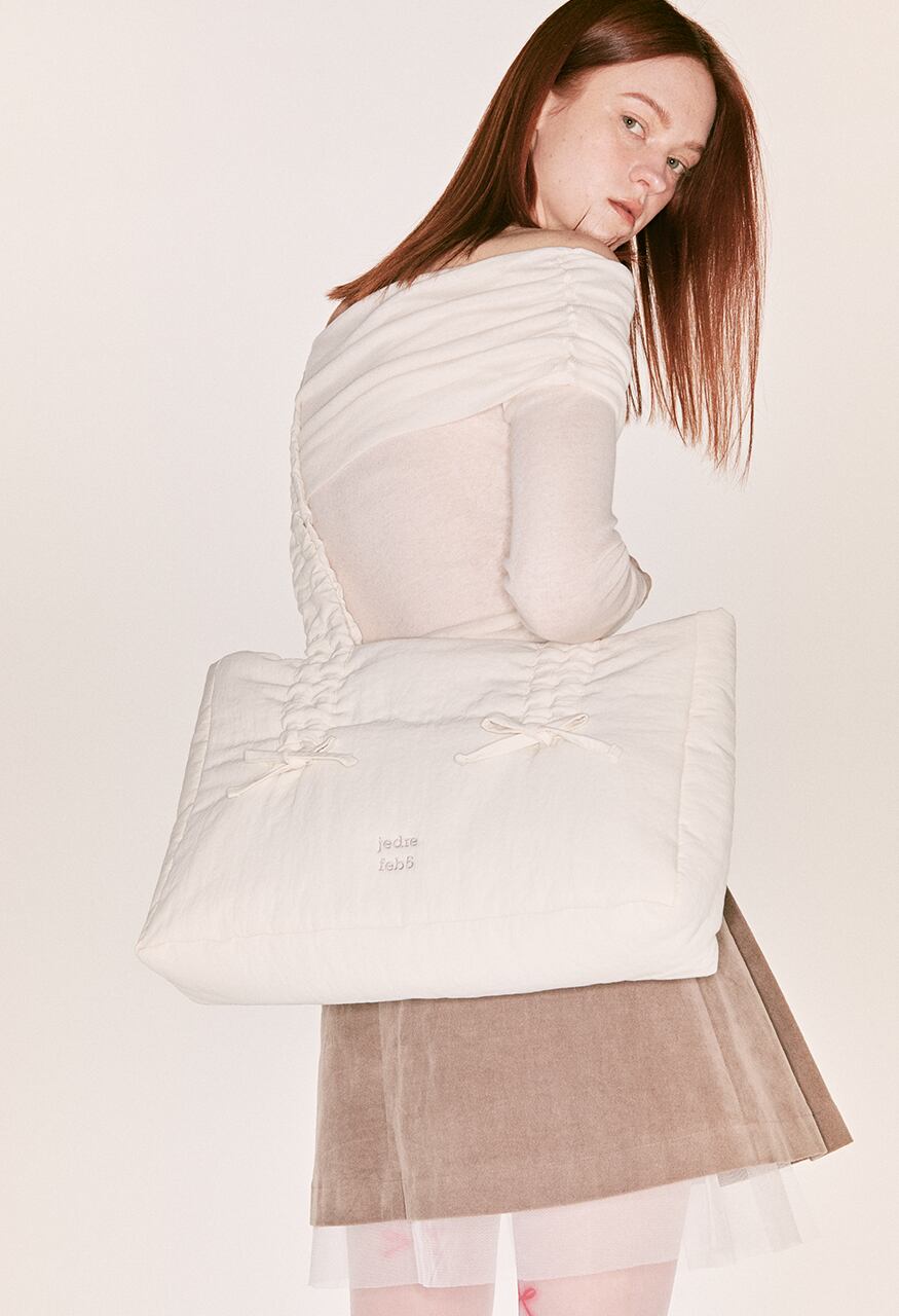 少量再入荷☆ハンソヒ 着用！！【jedrefeb5】Butterfly shoulder