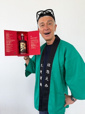 【にこまる酒販でご予約受付スタート!】舞龍 30年古酒原酒 globeのマーク・パンサーさんがプロデュース!