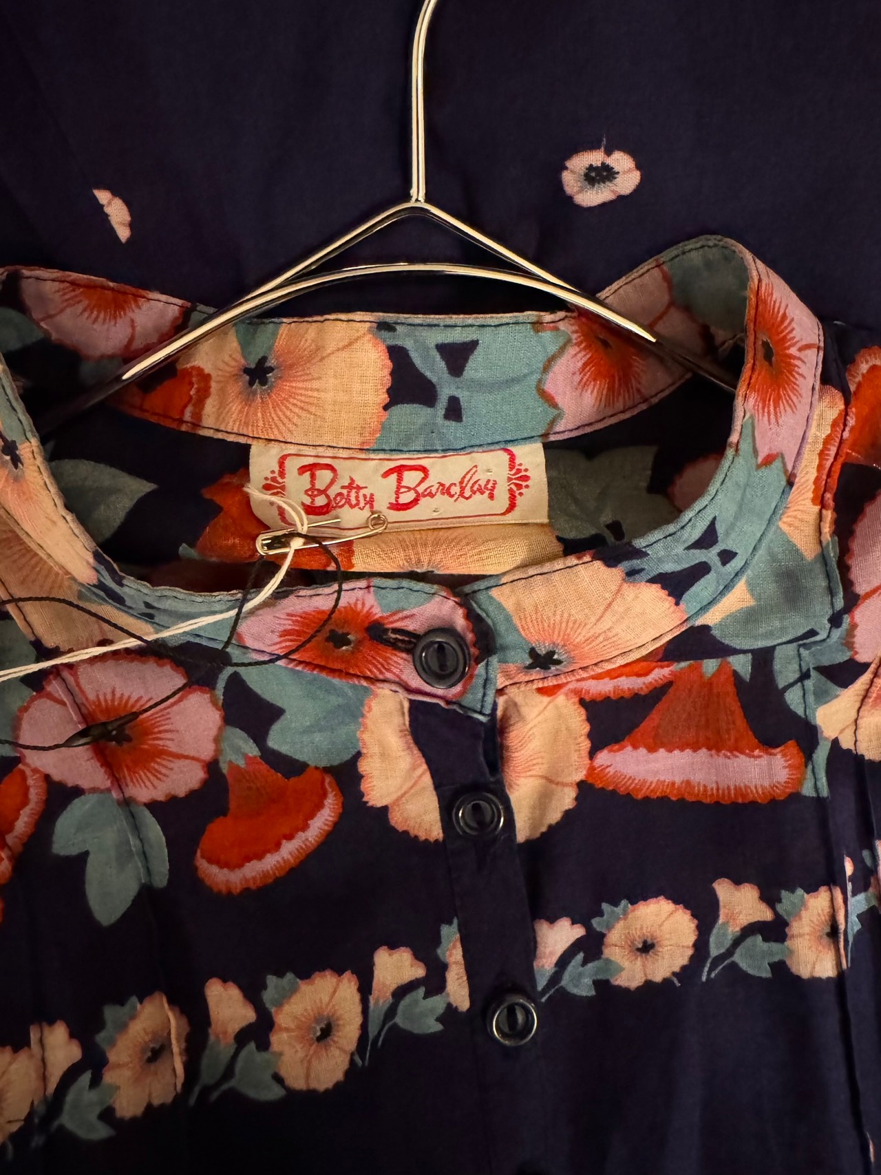 1970s Bety Barclay フラワープリントネイビードレス