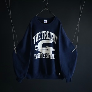over silhouette 3 steps print design navy color sweat pullover
