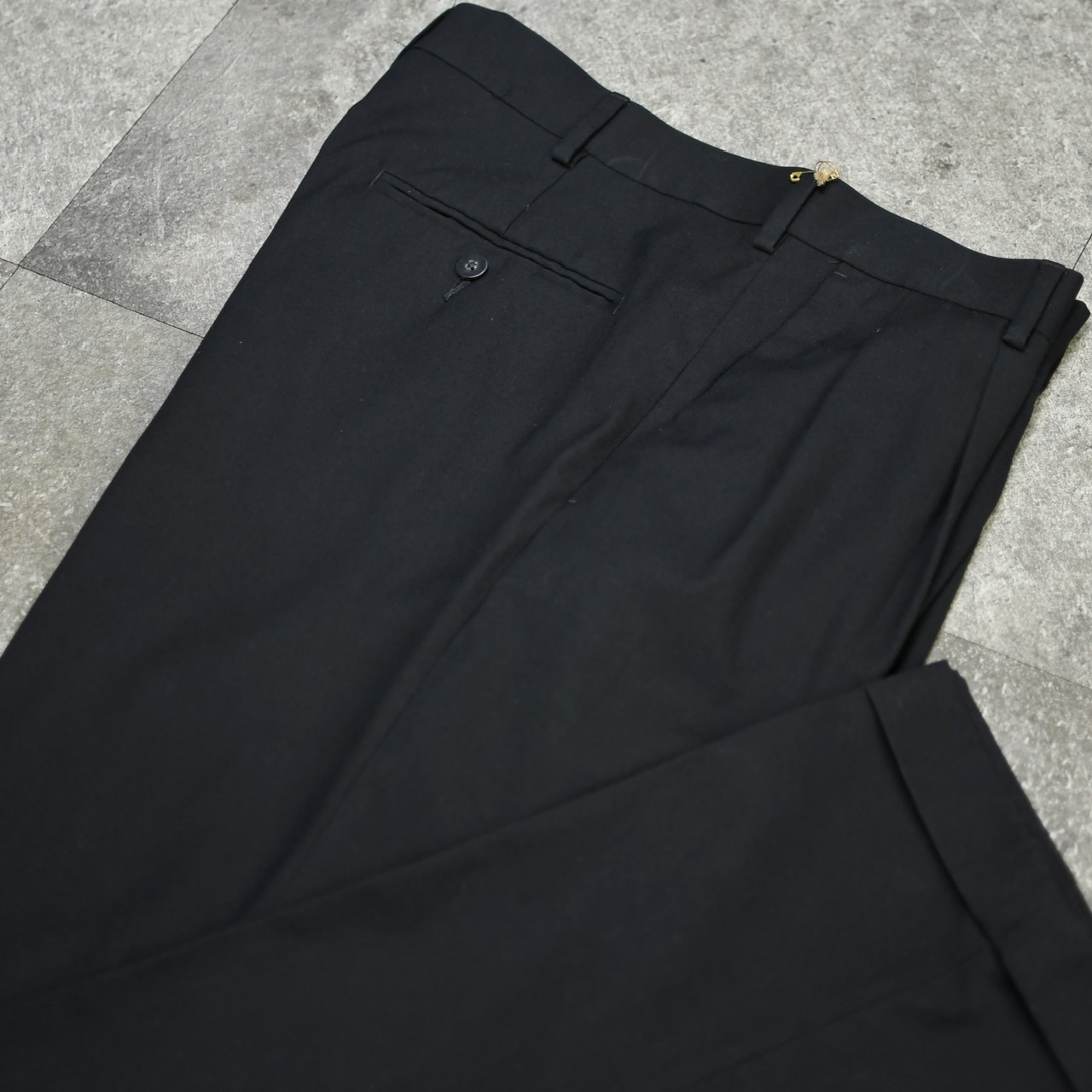 AXIST rayon blend 2tuck slacks