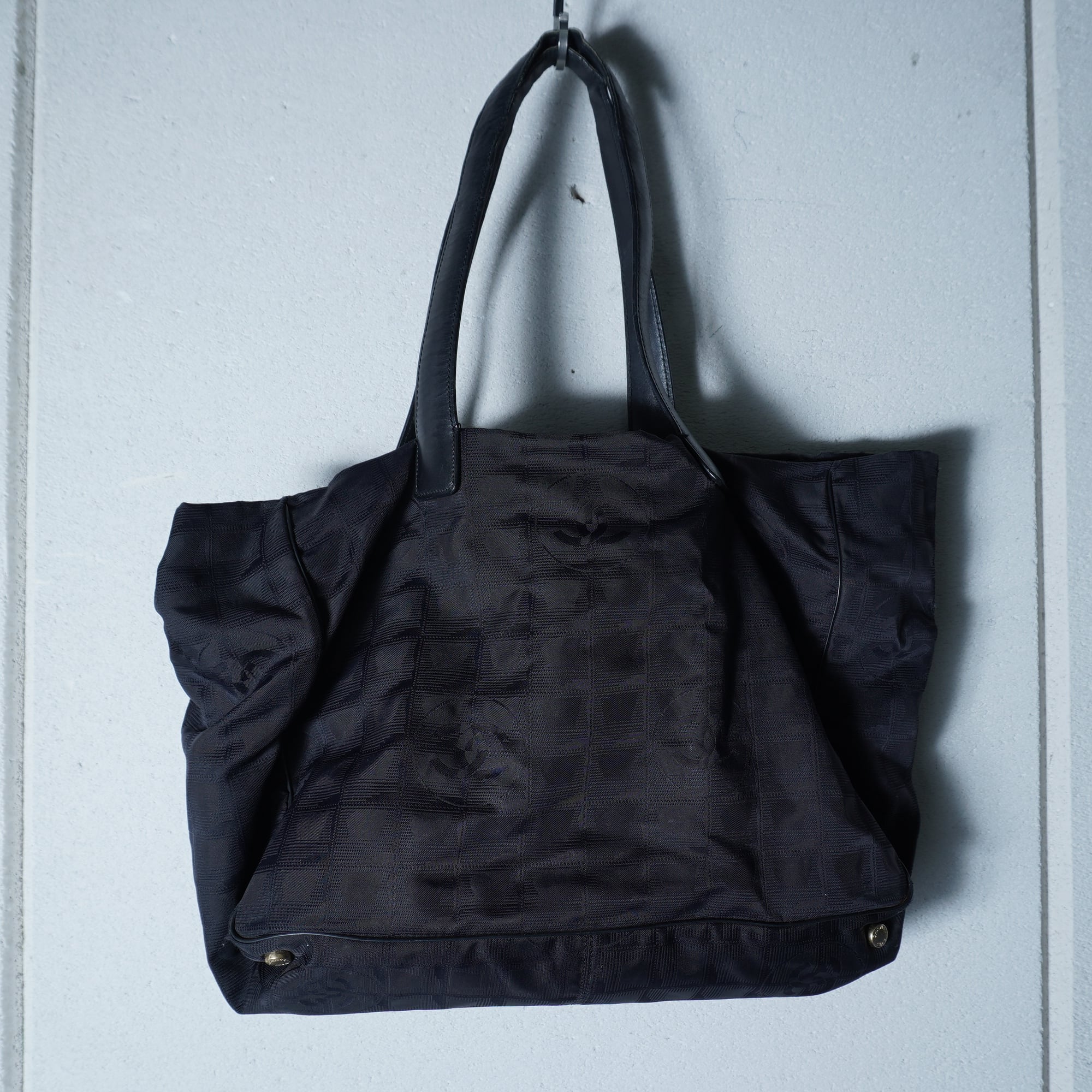 CHANEL】シャネル ニュートラベルラインナイロントートバッグ black