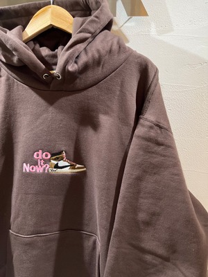 ＦＡＣＴＯＲＸ　スニーカー柄オリジナル　ＨＯＯＤＩＥ　BROWN×TRAVIS　Ｄｏｉｔｎｏｗ