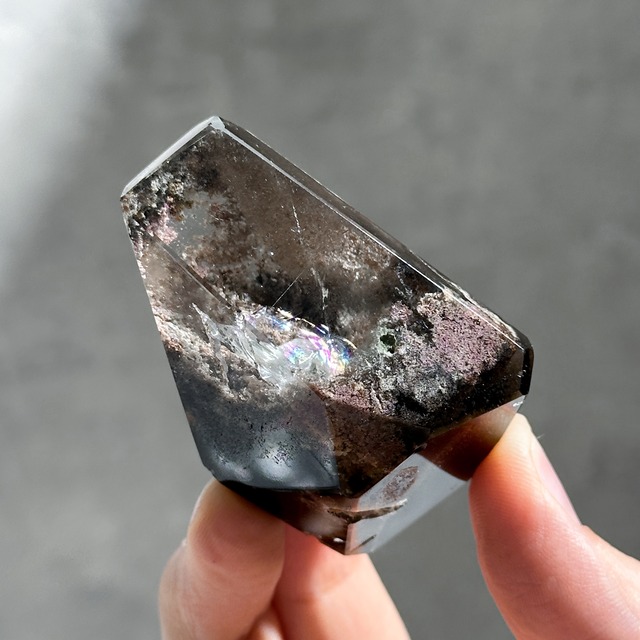 ファントム◎ミナスジェライス産 スモーキーガーデンクォーツ フリーフォーム 81 ◇ Garden quartz ◇天然石・鉱物・パワーストーン