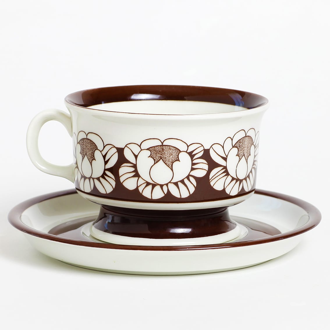 Esteri Tomula | kogmas 北欧ヴィンテージ食器のコグマス