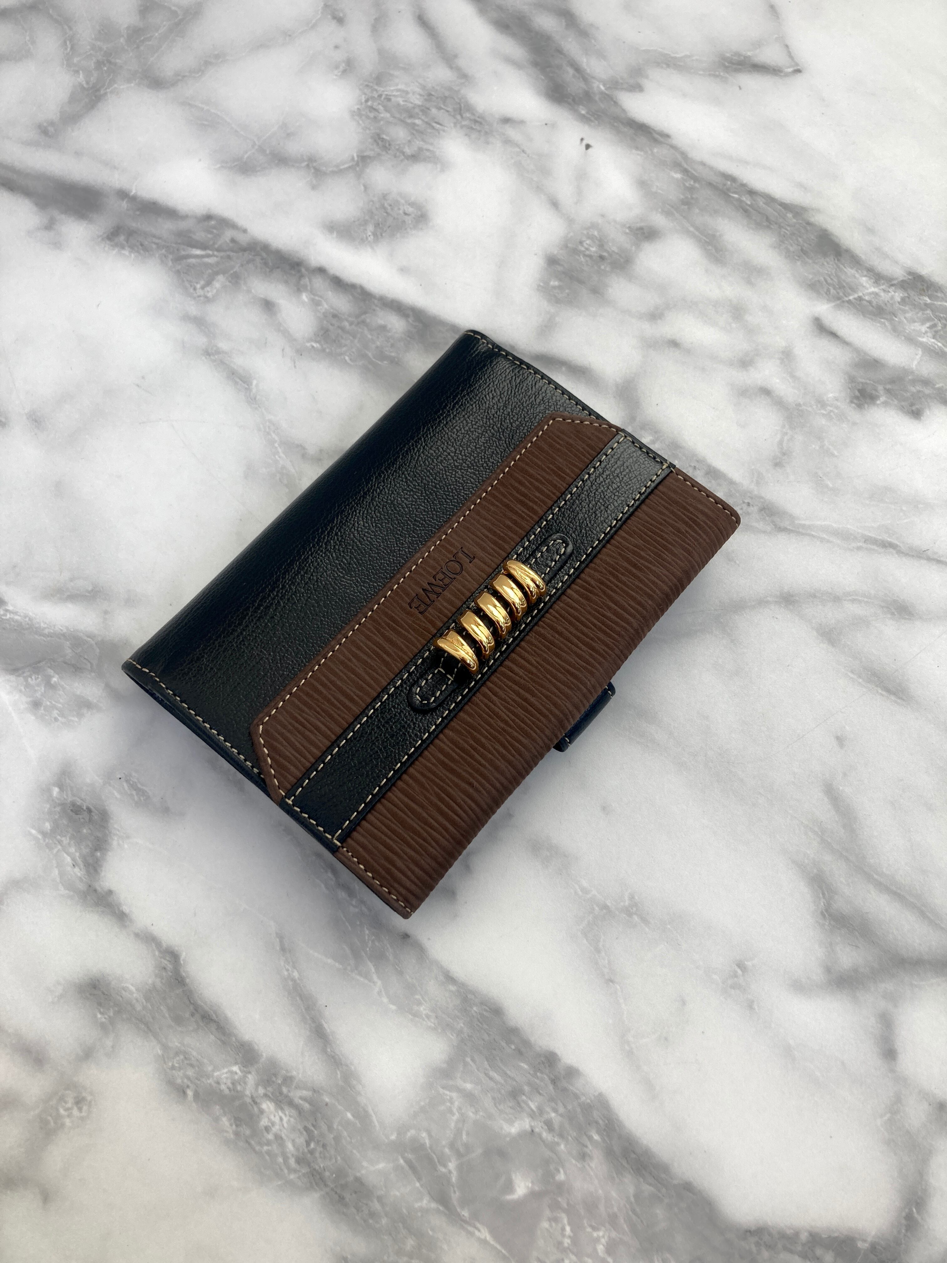 LOEWE ロエベ ベラスケス ツイスト コンビレザー 財布 ブラック LOEWE ロエベ ベラスケス ツイスト コンビレザー 財布 ブラック