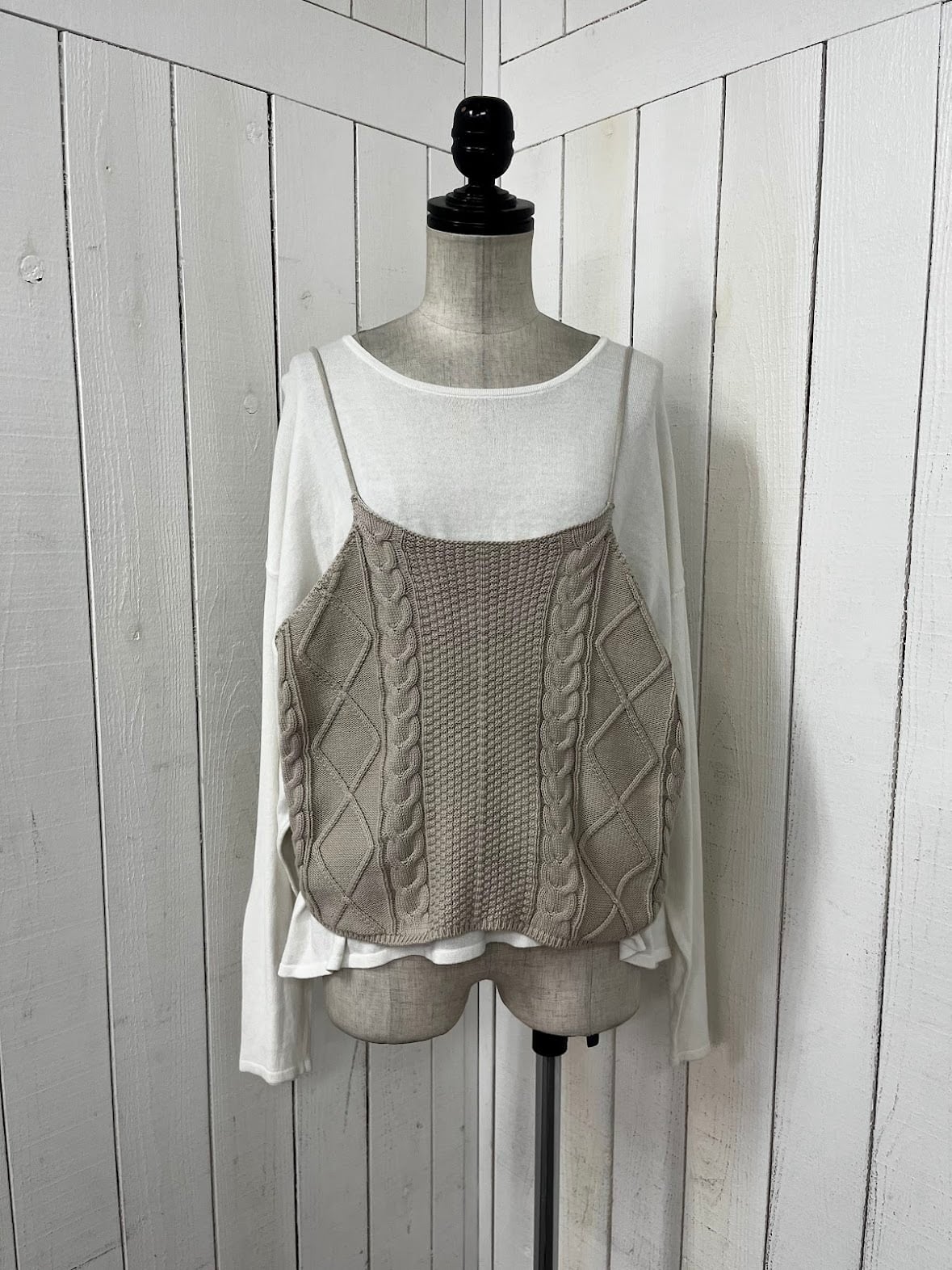 Flamingo firm 】ニットキャミソール（幾何学柄＆ケーブル柄