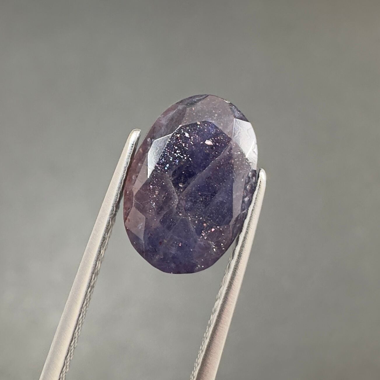 ブラッドショットアイオライト11.32ct ブラッドショットアイオライト11.32ct