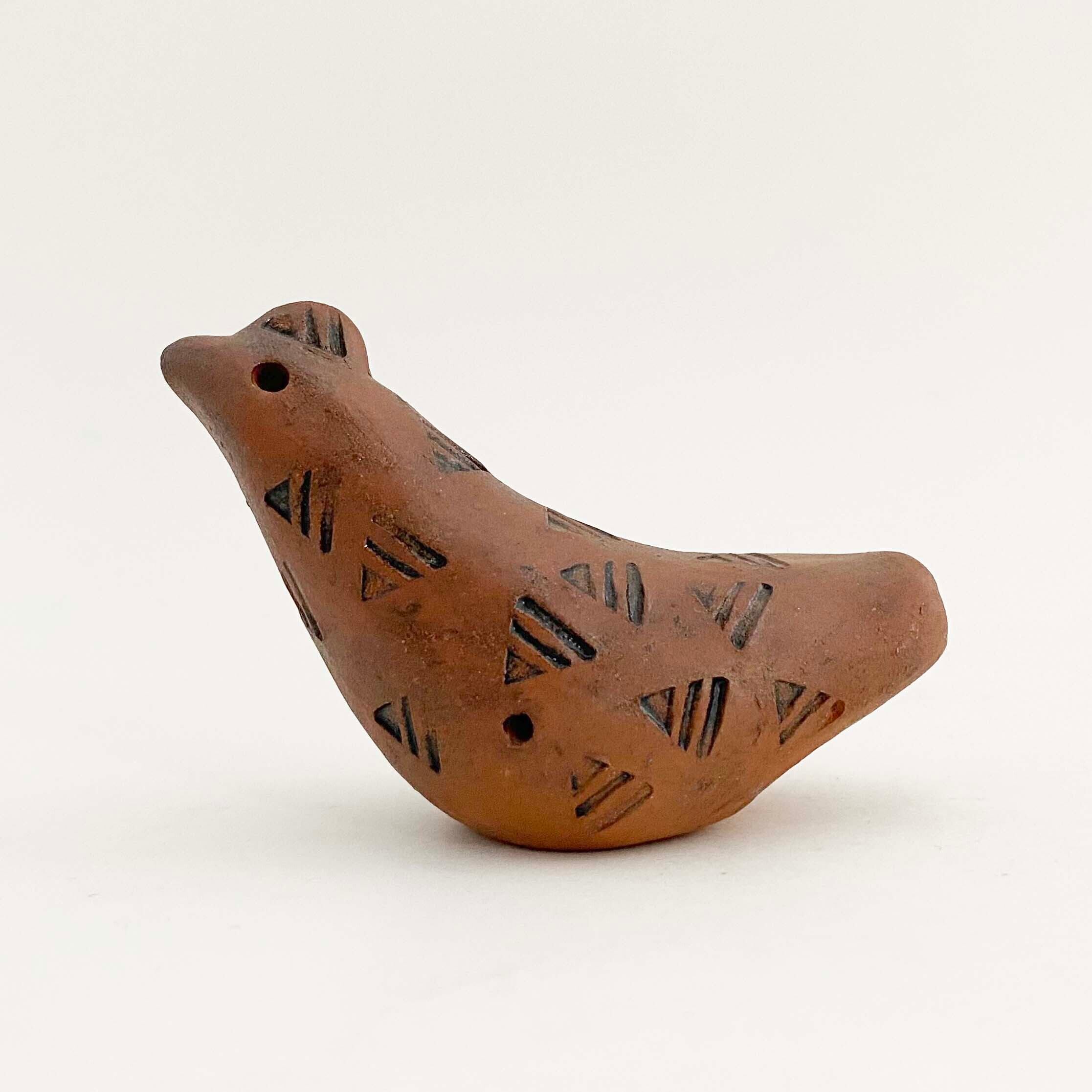 バルトの土人形(素焼きのニワトリ笛)ライヴォさん作